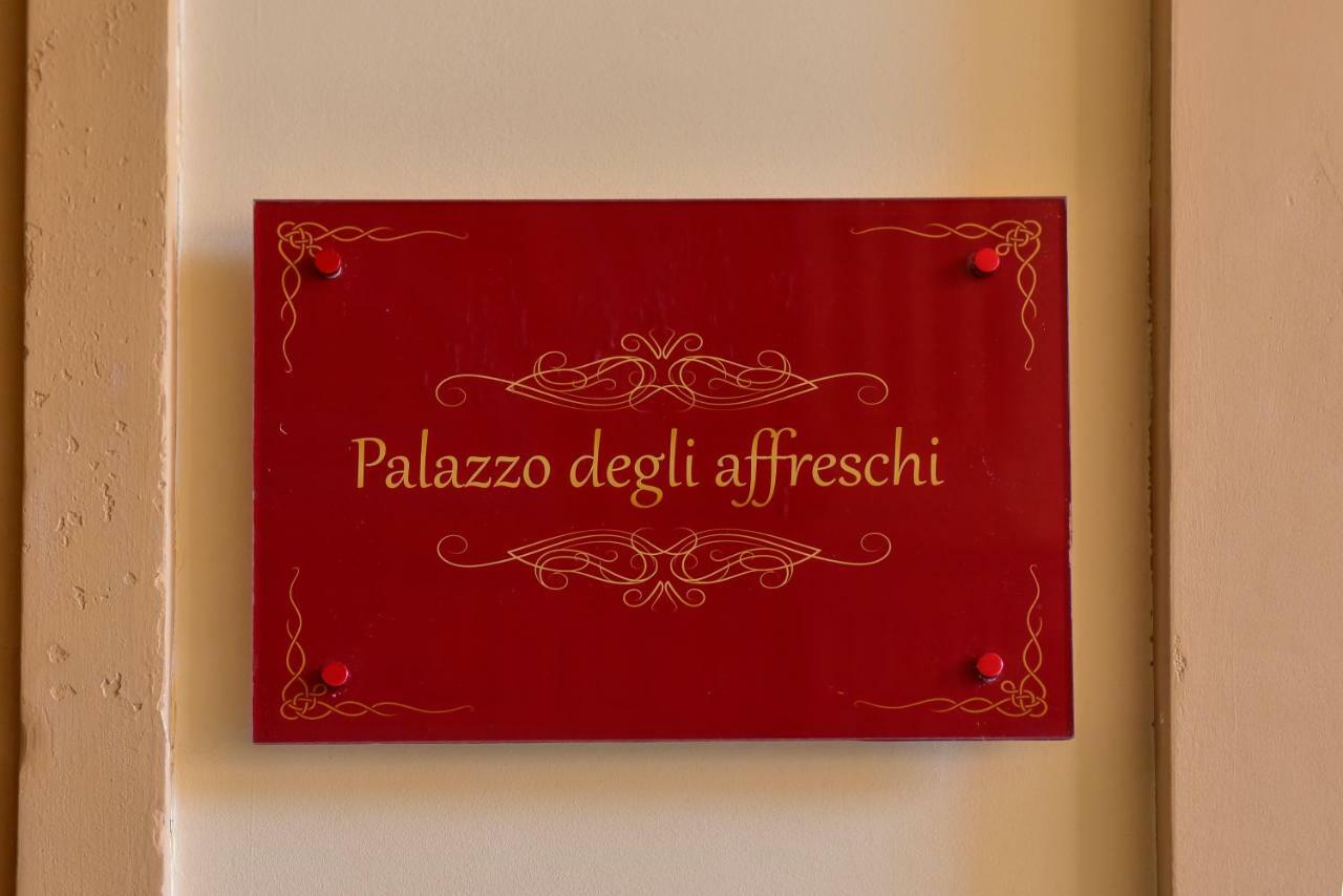 カターニア Palazzo Degli Affreschi Bed & Breakfast エクステリア 写真